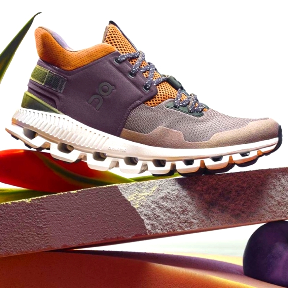 On Cloud Hi Edge size 9 Women's